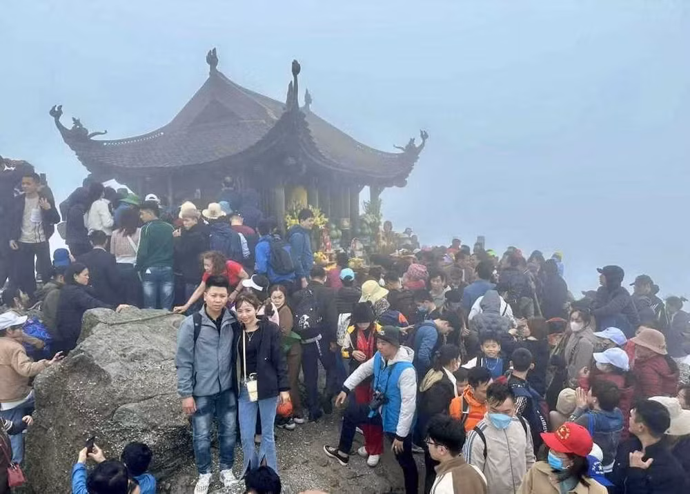 quang ninh tin hieu vui khoi sac cho du lich nam 2024 hinh 2