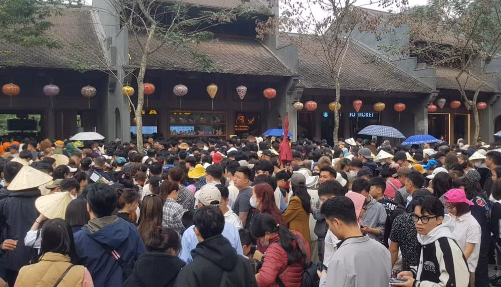 du lich ninh binh thu hon 700 ty dong dip tet nguyen dan hinh 1