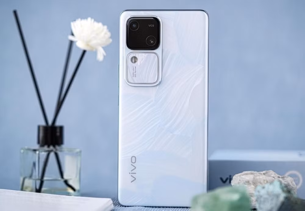 lo cau hinh vivo v30 pro hinh 3