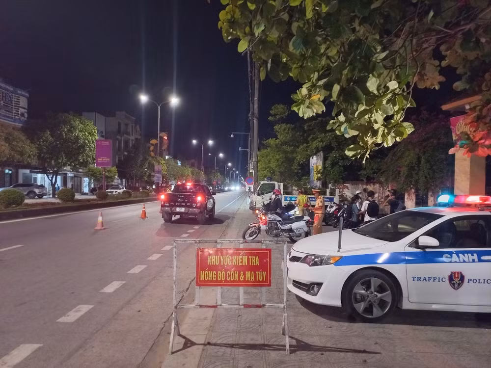 quang binh chi xay ra 2 vu tai nan giao thong trong dip tet hinh 1