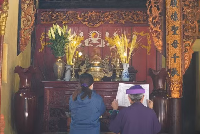 den tho che thang phu nhan nguyen thi bich chau va cau chuyen ve bac nu trung hao kiet hinh 7