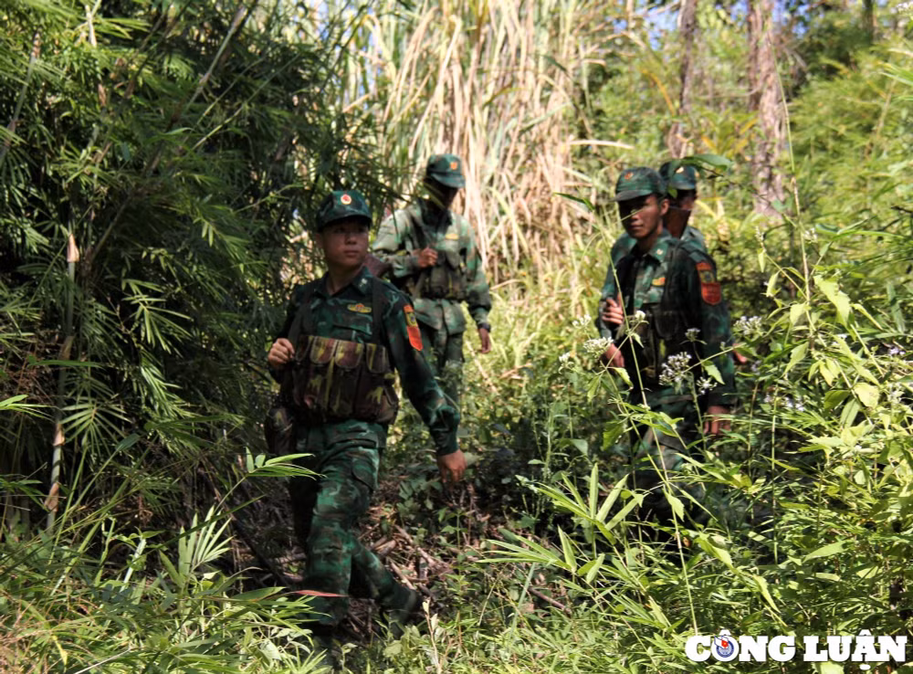 gia lai nhung buoc chan khong moi bao ve binh yen bien gioi hinh 4