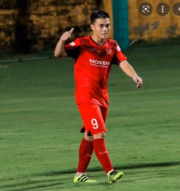 ly cong hoang anh thay quang hai lam doi truong u23 viet nam hinh 2