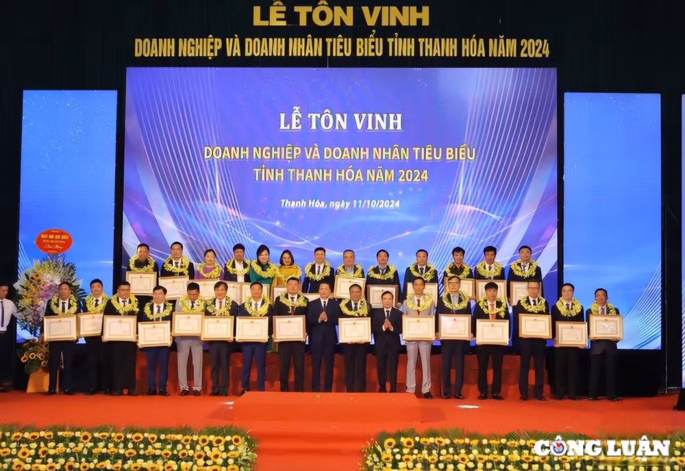 thanh hoa ton vinh 56 doanh nghiep 32 doanh nhan co nhieu thanh tich hinh 6