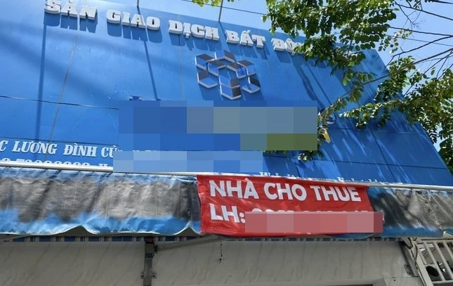 www.congluan.vn