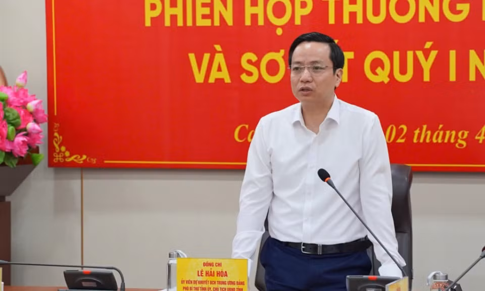 Chủ tịch UBND tỉnh Lê Hải Hòa phát biểu tại phiên họp thường kỳ tháng 3 đánh giá tình hình kinh tế - xã hội qúy I và triển khai nhiệm vụ trọng tâm qúy II/2026.