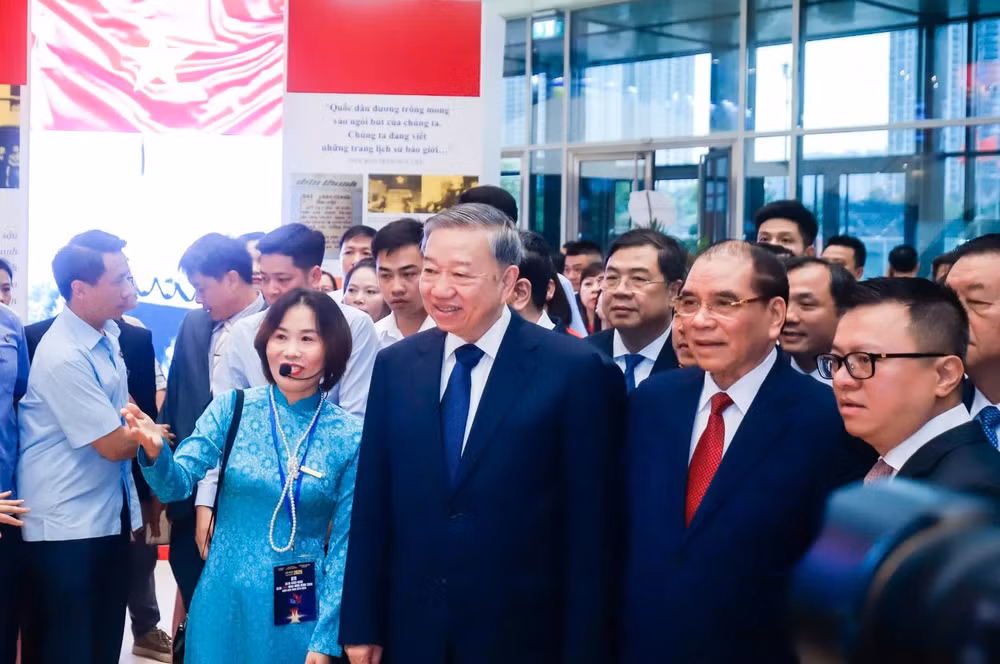 Hội Nhà báo Việt Nam: Ổn định tổ chức, lan tỏa hoạt động, khẳng định bản lĩnh và vị thế mới 