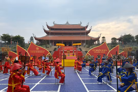 Lan tỏa đạo lý ‘Uống nước nhớ nguồn’ qua những trải nghiệm di sản tại Làng Văn hóa
