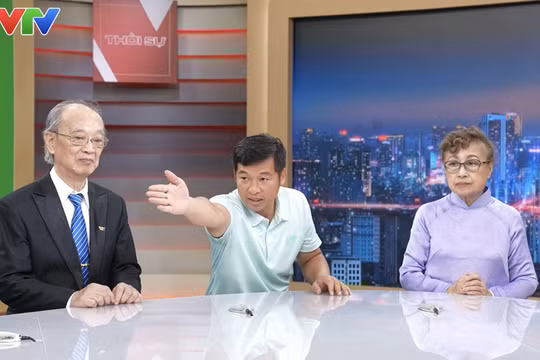 NSƯT Kim Tiến, NSƯT Thanh Hùng nghẹn ngào khi đồng nghiệp cũ trở lại qua màn ảnh