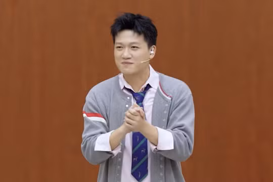 MC Trần Ngọc chia tay ‘Anh trai vượt ngàn chông gai’ sau tập 14