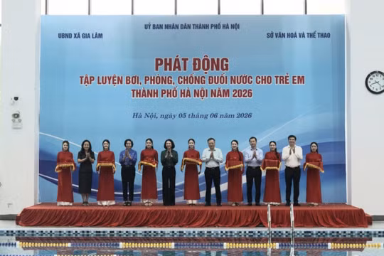 Hà Nội đẩy mạnh giáo dục kỹ năng bơi và phòng chống đuối nước cho trẻ em