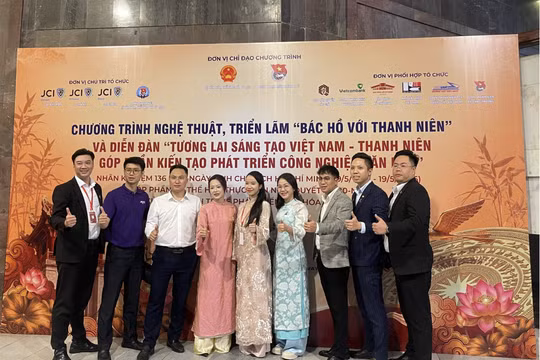 Tuổi trẻ lan tỏa tinh thần cống hiến qua chuỗi hoạt động văn hóa tại Bảo tàng Hồ Chí Minh 