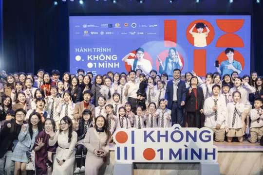 Chiến dịch ‘Không Một Mình 2026’ phòng, chống xâm hại trẻ em trên mạng