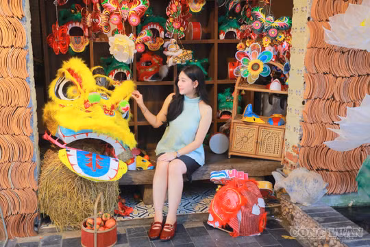 Sắc màu Trung thu rộn ràng tại quán cà phê Hà Nội thu hút giới trẻ