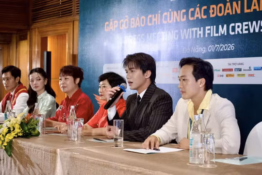 'Mưa đỏ' và hành trình đưa ký ức chiến tranh đến gần thế hệ trẻ 