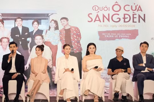 Phim ‘Dưới ô cửa sáng đèn’ gợi ký ức Hà Nội qua những khu tập thể cũ