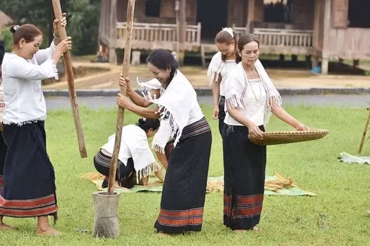 Nhiều hoạt động đặc sắc kỷ niệm 136 năm Ngày sinh Chủ tịch Hồ Chí Minh