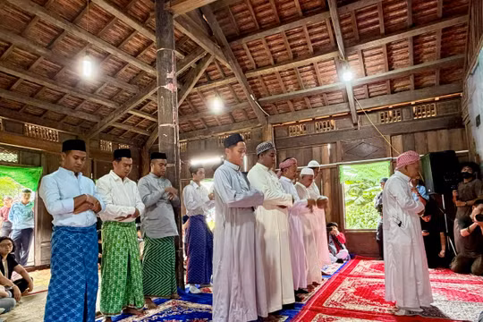 Tết Raya của đồng bào Chăm An Giang lan tỏa giữa lòng Hà Nội