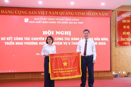 Nhà xuất bản Chính trị quốc gia Sự thật phát triển mạnh sách điện tử và sách nói