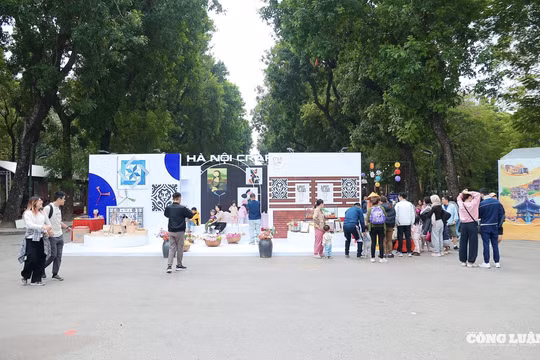 Festival Thu Hà Nội 2026 tiếp tục lùi thời gian tổ chức