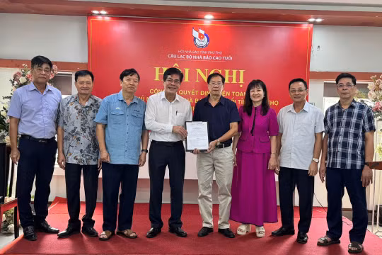 Ra mắt Ban Chủ nhiệm câu lạc bộ Nhà báo cao tuổi tỉnh Phú Thọ