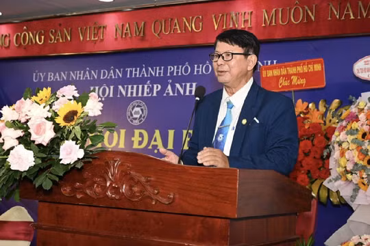 Ông Đoàn Hoài Trung tiếp tục giữ chức Chủ tịch Hội Nhiếp ảnh TP.HCM 