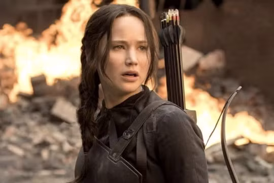 Jennifer Lawrence nói gì trước nghi vấn thay đổi nhan sắc?