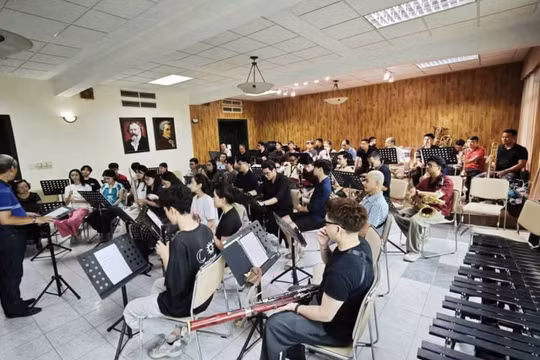Gần 100 nghệ sĩ tham gia hòa nhạc đặc biệt mừng 70 năm Học viện Âm nhạc Quốc gia Việt Nam