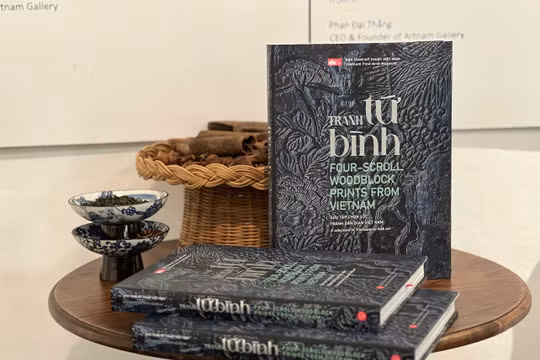 Tôn vinh vẻ đẹp tranh dân gian qua sách 'Tranh Tứ bình'