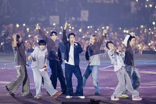 Khán giả Việt có thể xem trực tiếp concert BTS ở Busan ngay tại rạp
