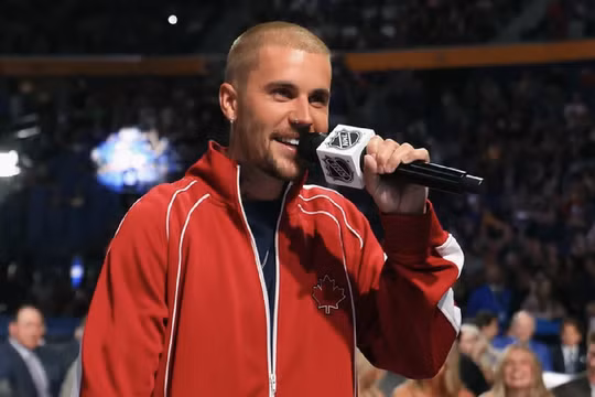 Justin Bieber biểu diễn giữa giờ trận chung kết World Cup 2026