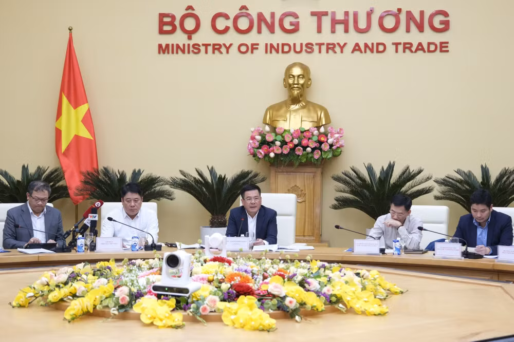 som day manh giai phap dua duong day 500kv mach 3 ve dich dung tien do hinh 1