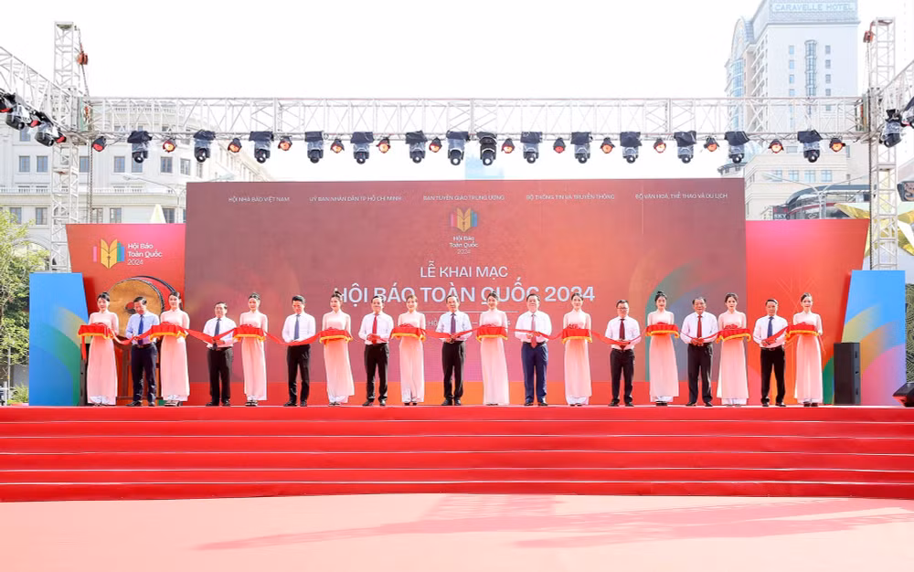 bao chi phai thuc su tro thanh cau noi giua dang nha nuoc voi nhan dan hinh 4