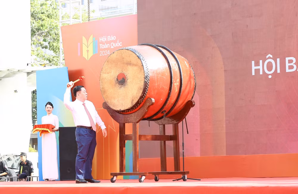 bao chi phai thuc su tro thanh cau noi giua dang nha nuoc voi nhan dan hinh 3
