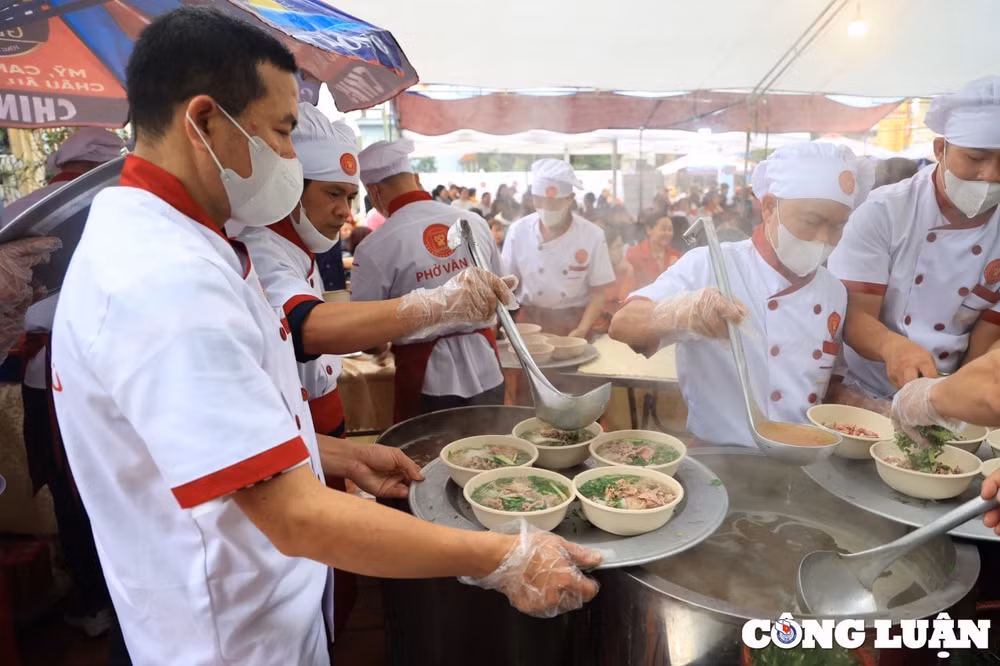 nguoi dan thich thu trai nghiem cac loai pho tai festival pho 2024 hinh 11