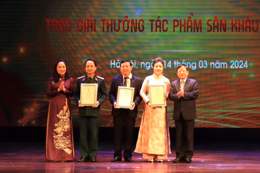 giai thuong san khau nam 2023 khong co giai a o hang muc vo dien kich ban van hoc hinh 1