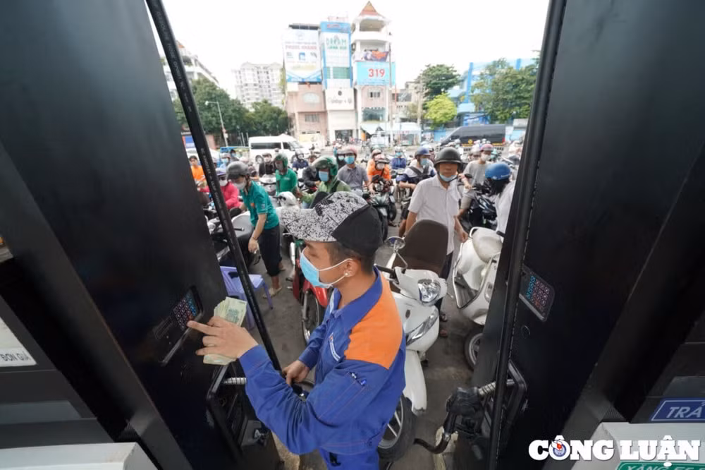 bo cong thuong ra toi hau thu viec ban xang dau khong xuat hoa don dien tu hinh 1