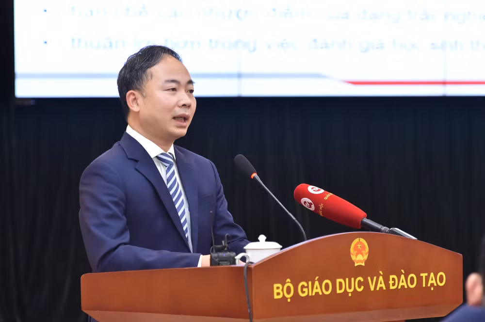 de thi tot nghiep thpt 2025 tim cach han che danh bua van co diem hinh 1