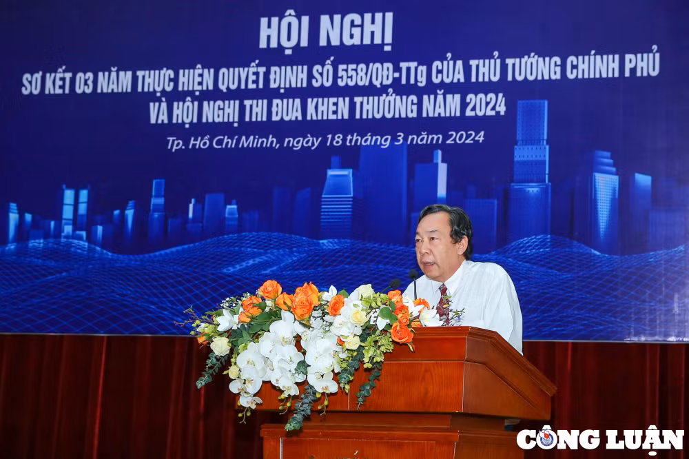 doi moi sang tao trong phong trao thi dua khen thuong cua cac cap hoi hinh 6