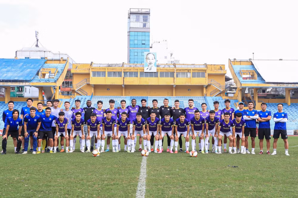 ha noi fc xung dang tiep tuc duoc choi tren san hang day hinh 3