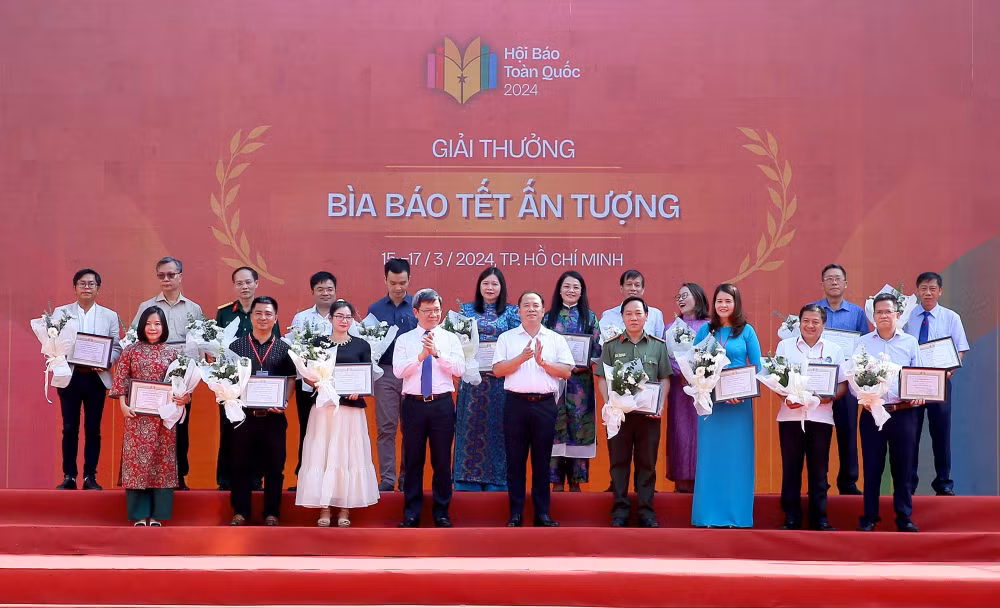 be mac hoi bao toan quoc 2024 bao chi chung suc dong long thuc day doi moi sang tao hinh 11