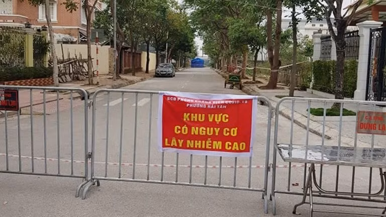 Đề xuất ngừng phong tỏa toàn TP khi rõ nguồn lây chùm 4 ca bệnh trong gia đình. Ảnh: TL