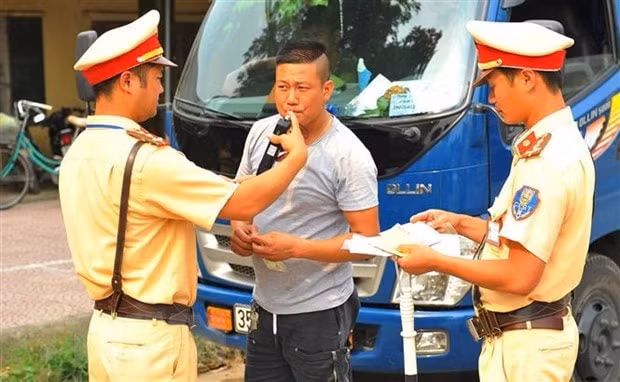 Ngày mùng 3 Tết, cả nước xảy ra 28 vụ tai nạn giao thông, làm chết 15 người, bị thương 23 người