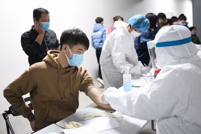 Tất cả người dân TP. Chí Linh (Hải Dương) sẽ được xét nghiệm Covid-19. Ảnh: TL