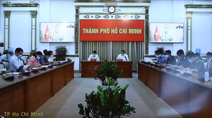 Đầu cầu TPHCM họp trực tuyến với Phó Thủ tướng Vũ Đức Đam. Ảnh VGP.