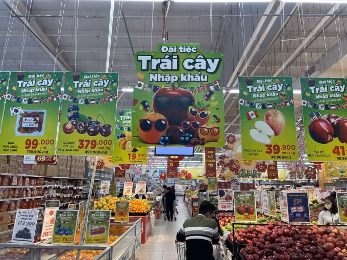 Hàng hóa dịp Tết Tân Sửu được đảm bảo niêm yết giá bán đúng quy định. Ảnh: Hoàng Dương