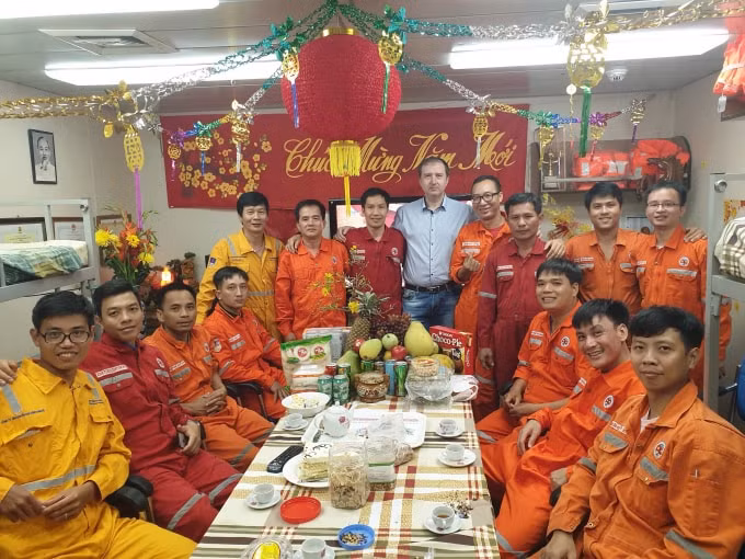 Chăm lo Tết đầm ấm cho lực lượng lao động trực trên các giàn khí ngoài khơi