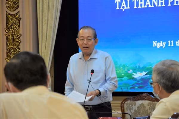 Phó Thủ tướng Thường trực Chính phủ Trương Hòa Bình phát biểu tại buổi làm việc. Ảnh: VGP