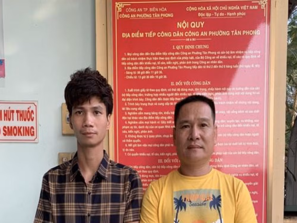 Các đối tượng sử dụng pháo trái phép bị lực lượng Công an phường Tân Phong phát hiện, xử lý. Ảnh: laodong.vn