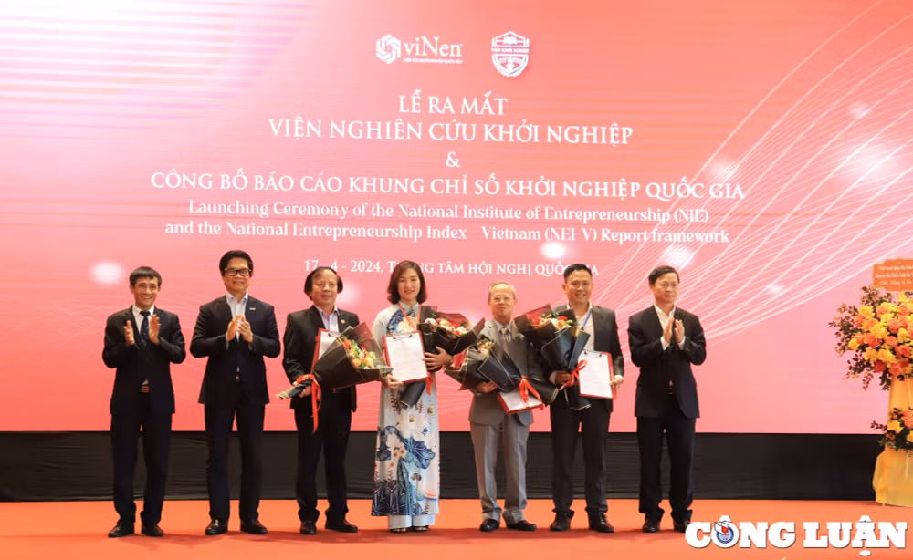 dinh huong phat trien nganh tham my o viet nam trong thoi dai cong nghe so hinh 2